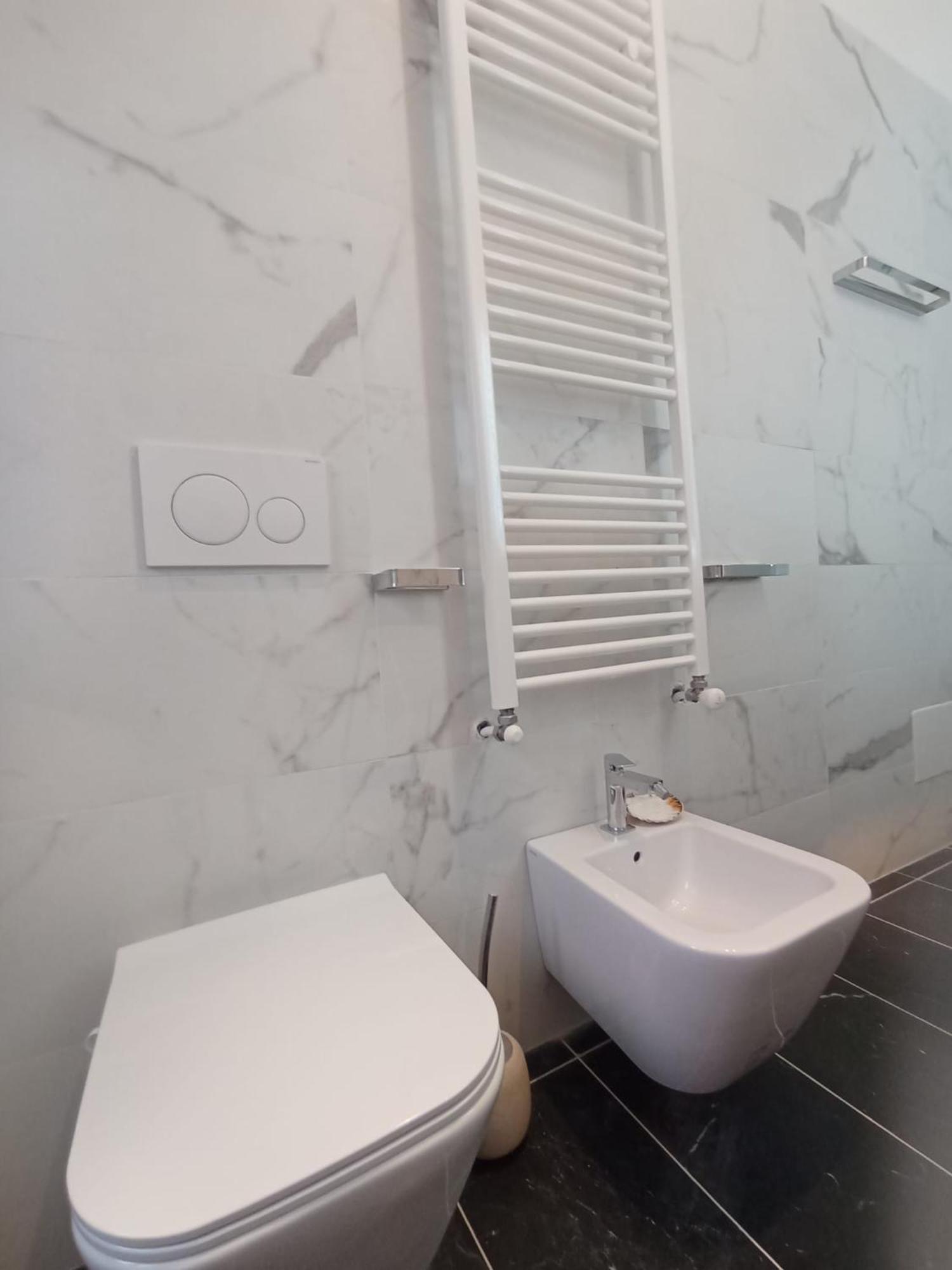 La Dimora Degli Artisti - Bologna Bed & Breakfast Bagian luar foto